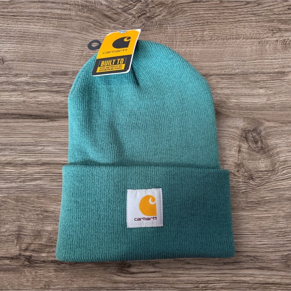 NWT Carhartt Beanie Women’s